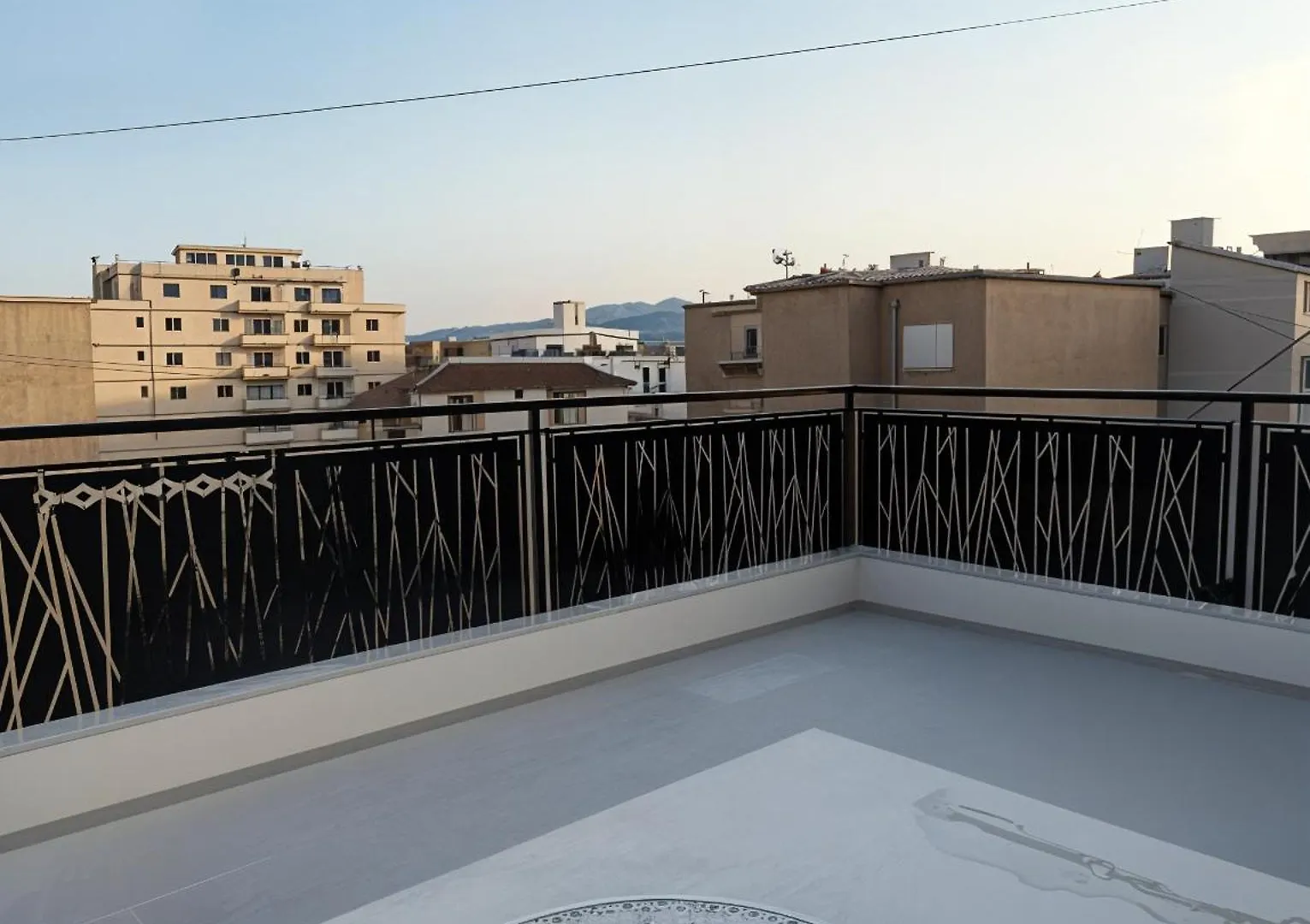 Sarantorini Apartments Sarande